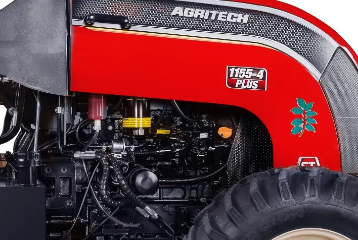 Fungos e bactérias podem prejudicar o motor do trator