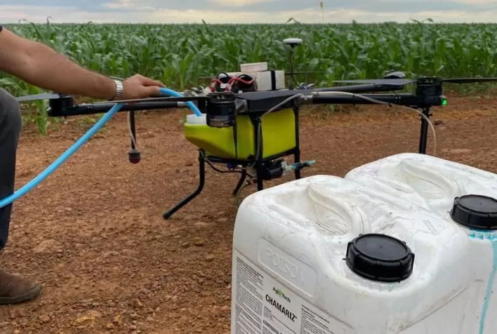 AgBiTech se une a empresas de drones para aplicar tecnologia de ponta no controle de lagartas e manejo de resistência