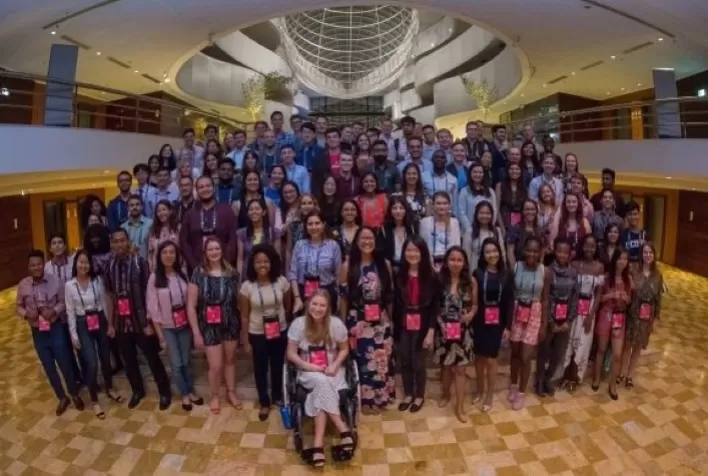 Bayer traz o tema "Alimentando um Planeta Faminto" à tona e convida jovens líderes de todo o mundo para se candidatarem ao 5º Youth Ag Summit