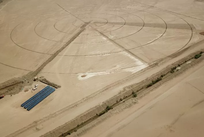 Projeto brasileiro de pivô movido a energia solar transforma agricultura no Sudão
