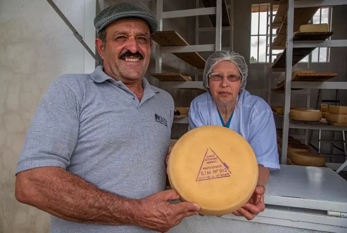 Produtor de queijo artesanal serrano em São Francisco de Paula conquista Selo Arte
