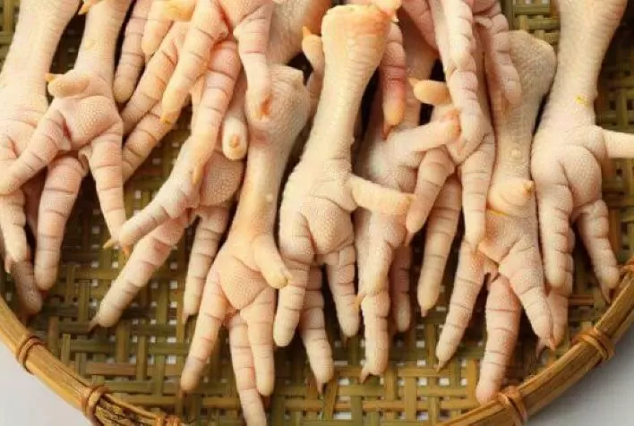 Apetite chinês por patas de frango transforma-se em vantagem para produtor dos EUA