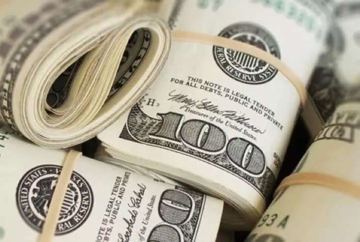 Dólar ronda estabilidade contra real após ata do Copom; fiscal e Fed seguem no radar