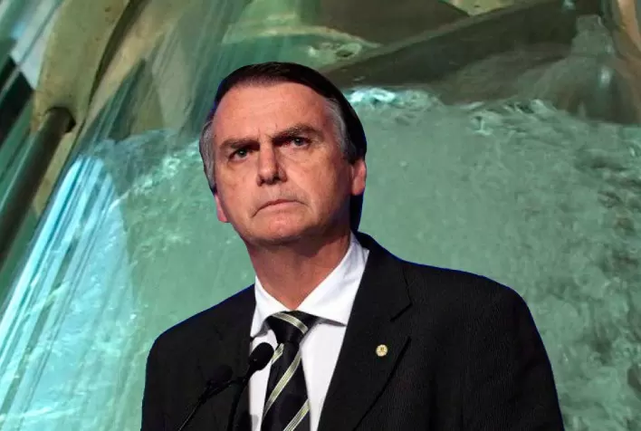Bolsonaro libera venda direta de etanol das usinas para postos de combustíveis