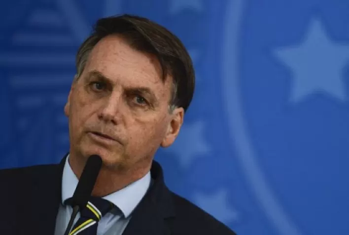 Bolsonaro sinaliza em reduzir mistura de etanol anidro à gasolina