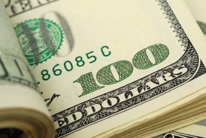 Dólar supera R$5,50 com temores globais de inflação