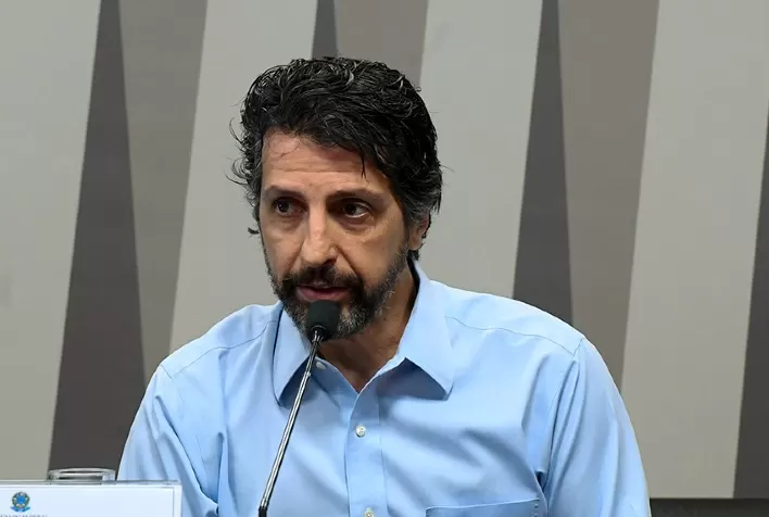 Ministro do Meio Ambiente ressalta que o Brasil tem como meta até 2030 reduzir em 43% as emissões de gases de efeito estufa