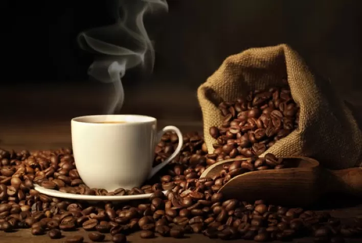 Café: Bolsas de Nova York e Londres abrem semana com valorização técnica