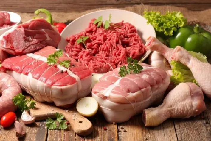 Carnes de frango e suína devem ganhar espaço no Natal