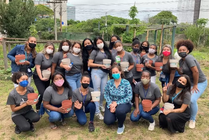 STIHL oferece capacitação de jardinagem gratuita para jovens do Pão dos Pobres