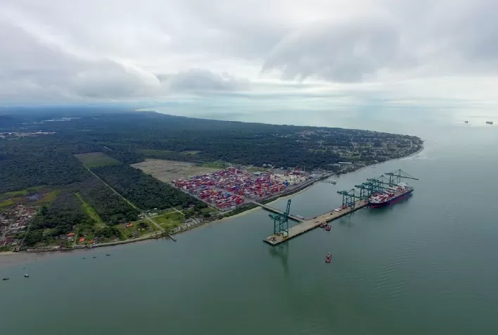 Porto Itapoá cresce 13% em 2021 como reflexo da retomada da economia e ampliação dos serviços