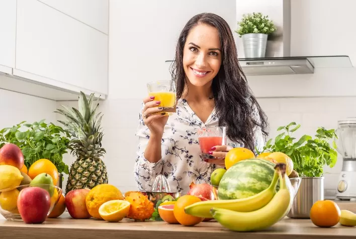 Consumo de fruta como mecanismo de proteção integral à saúde é tema de episódio da série "De Lá Para Cá"