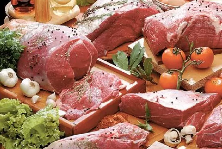 Preço do frango e do porco tende a subir por falta de chuvas no Sul
