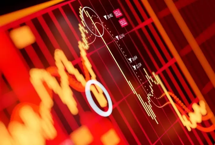 Bovespa opera em queda após atingir maior patamar em 5 meses
