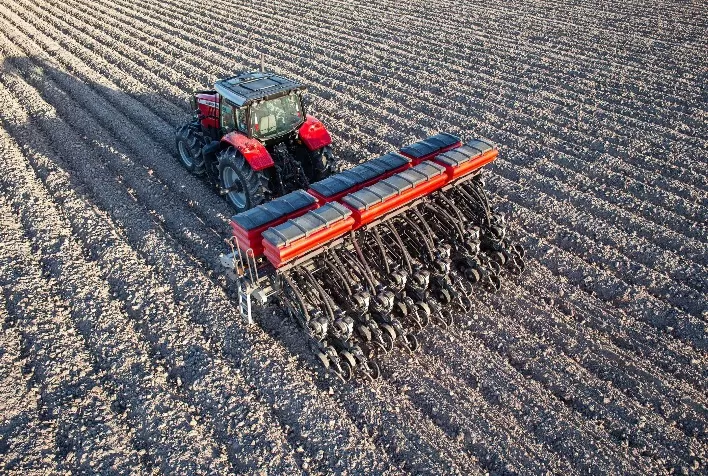 Massey Ferguson apresenta plantadeira para cultivo de soja e milho em terras baixas