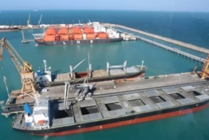 Porto do Pecém amplia pátio de armazenagem de cargas