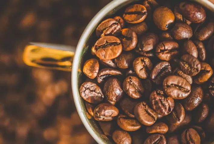 Vendas de café do Brasil atingem quase 90% da produção de 2021/22, diz Safras