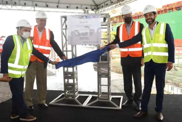 Suzano inaugura novo berço no Porto do Itaqui (MA)