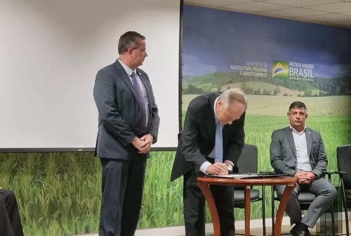 Sindiveg apoia Ministério da Agricultura em programa de treinamento para habilitar aplicadores de defensivos