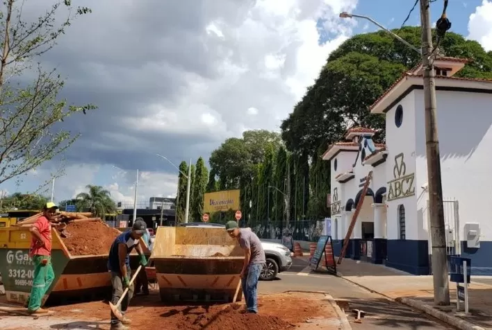 Preparativos para a ExpoZebu 2022 movimentam o Parque Fernando Costa