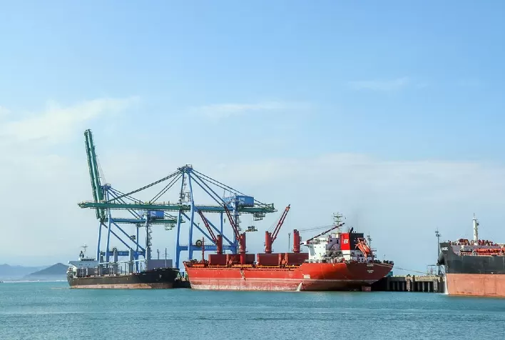 Porto de Imbituba registra alta de 24,6% na movimentação de cargas do 1º trimestre
