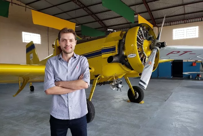 Aviação agrícola e proteção dos polinizadores