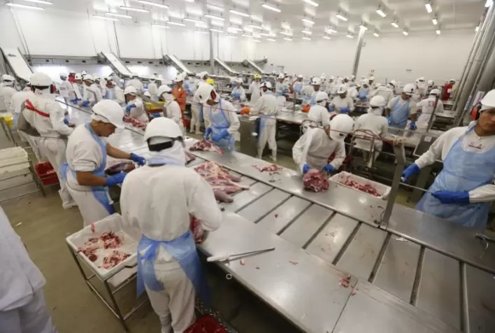 China suspende quinto frigorífico brasileiro em menos de uma semana