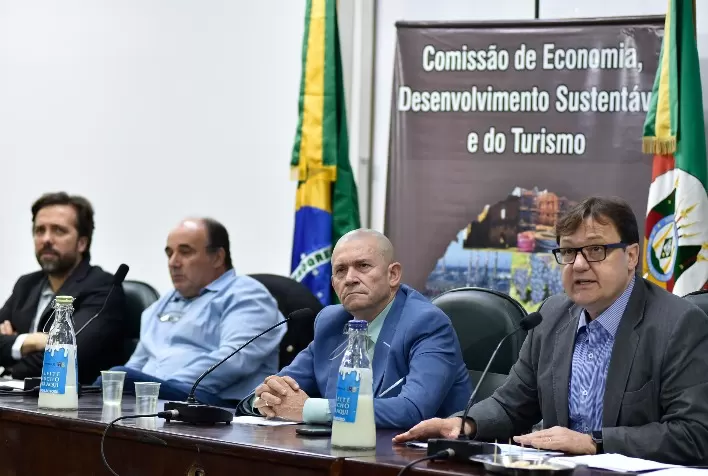 RS defende exclusão do setor lácteo do FAF