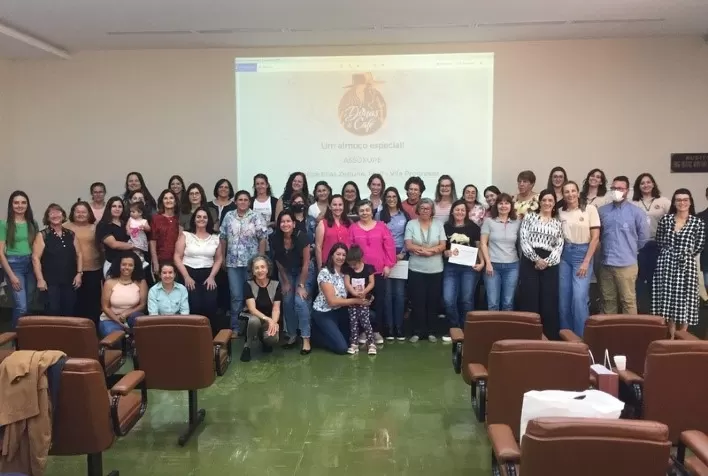 Produtoras da Cooxupé recebem bonificação no programa Donas do Café