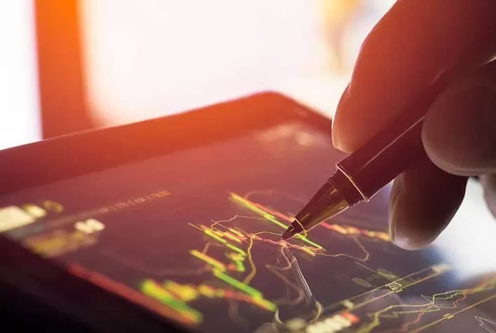 Ações de Hong Kong caem sob peso de tecnologia antes de decisão do Fed