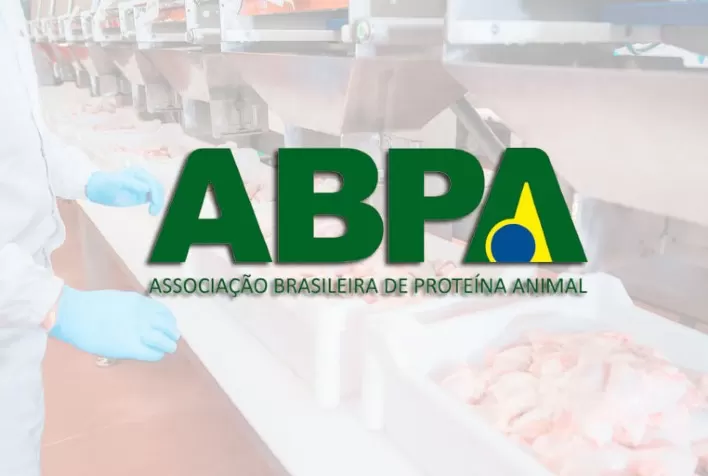 ABPA se posiciona sobre a suspensão de cobrança da TEC no frango e mostra que problema está no custo