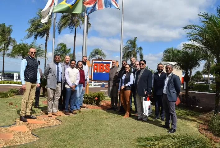 Brasil estreita comunicação com governo indiano visando exportação de genética bovina