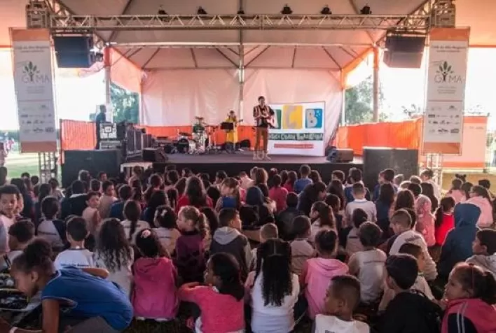 Importante região produtora de café do Brasil realiza Projeto Social para celebrar história dos 100 anos do Rádio no país