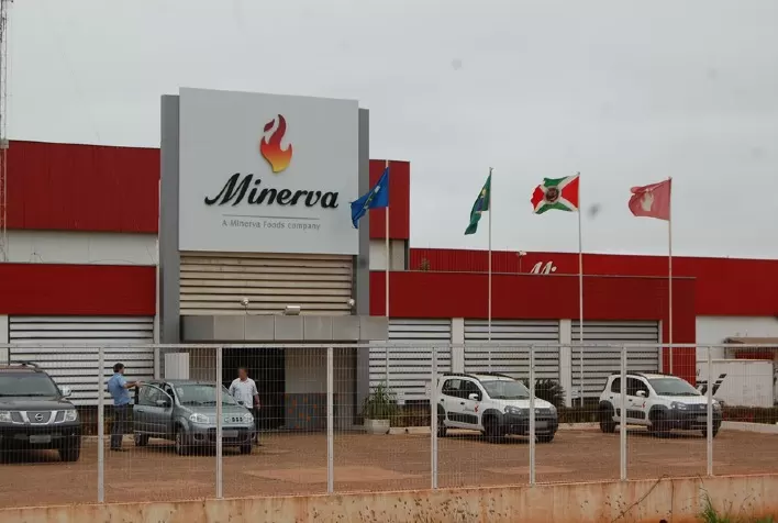 Minerva Foods avança no monitoramento de fornecedores diretos na Argentina e Colômbia