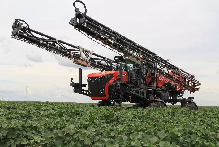 KUHN leva as cinco maiores máquinas agrícolas do Brasil para a Bahia Farm Show