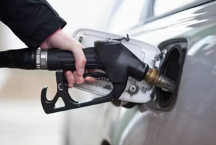 Gasolina fecha maio a R$ 7,54 e etanol com alta de mais de 3%, aponta Ticket Log