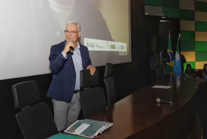 Mapa apresenta programa para reduzir emissão de carbono nas cadeias agropecuárias