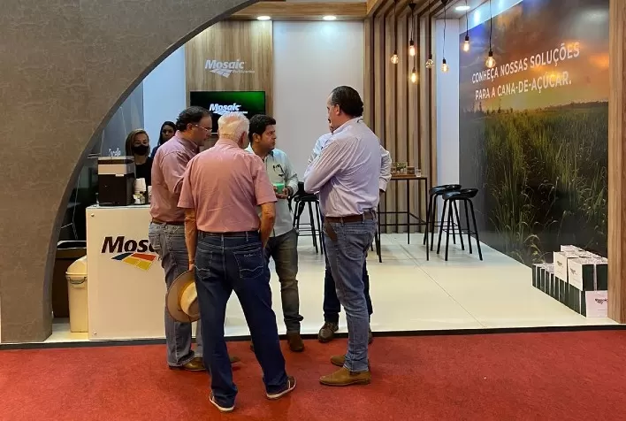 Mosaic Fertilizantes mostra como nutrição de solo beneficia a produção de cana-de-açúcar