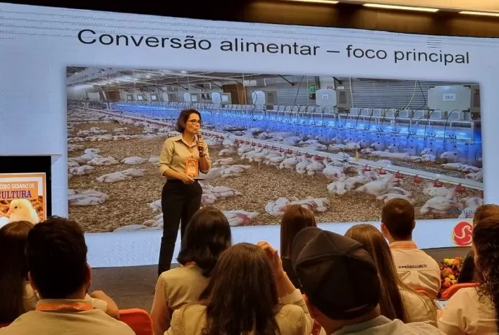 Palestra "Frango do Futuro" marca a presença da Aviagen no Simpósio Goiano de Avicultura