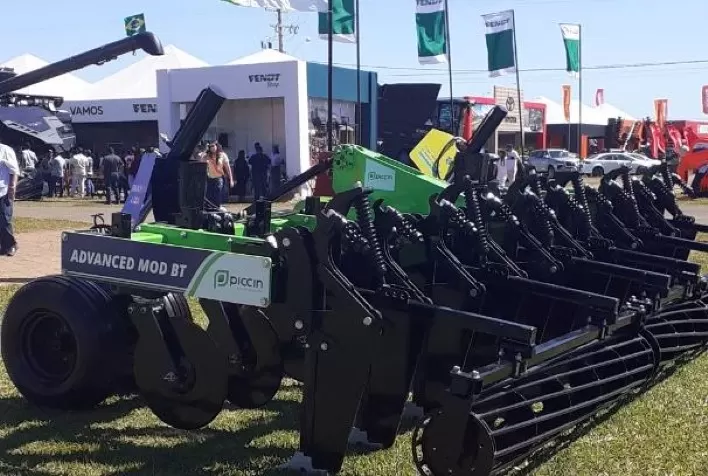 Descompactador com alta tecnologia é apresentado aos cooperados na Coopercitrus Expo