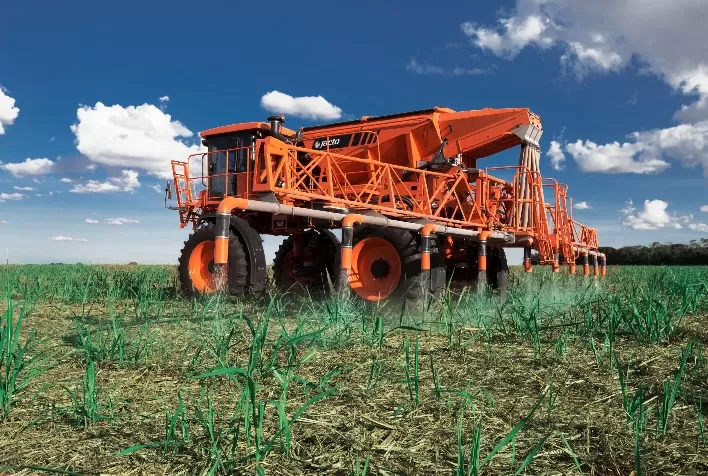 Adubadora para a cana-de-açúcar permite aplicação localizada de fertilizantes em diversas fases da cultura, mesmo com vento