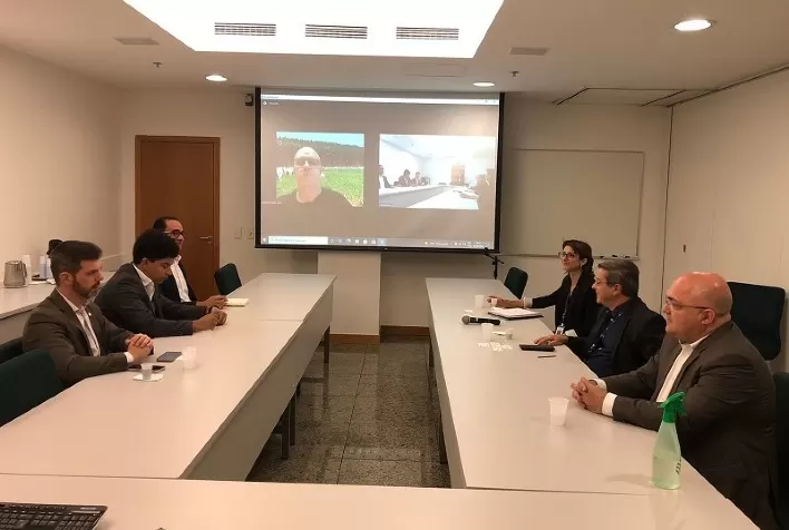 CNA e Embrapa discutem estratégias de enfretamento da seca na cultura da soja