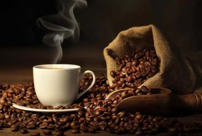 Mercado brasileiro de café deve ter dia mais ativo com forte alta do dólar