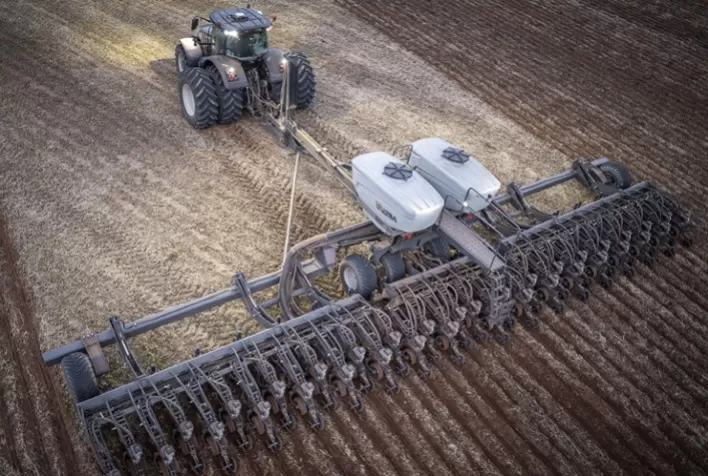 Bom momento do mercado de máquinas agrícolas destaca importância do seguro de patrimônio rural na BB Seguros