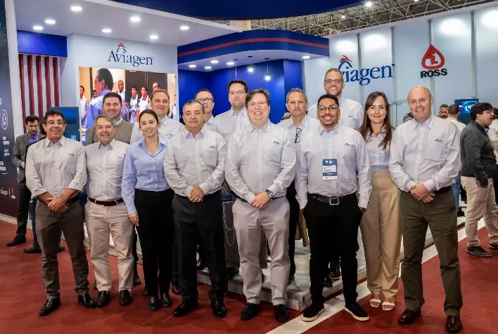 Bem-estar e sustentabilidade com alcance global e atuação local foram os destaques da Aviagen no SIAVS 2022