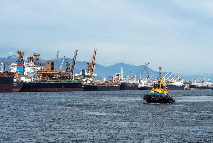 Açúcar: Exportações em Paranaguá e Antonina avançam 92% em agosto ante igual mês de 2021