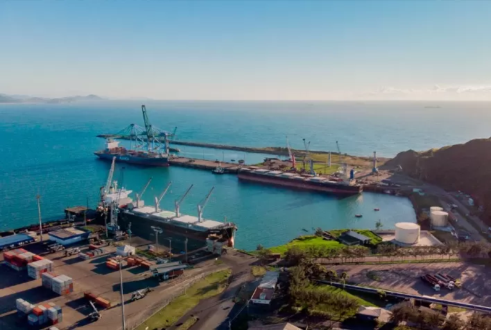 Porto de Imbituba movimenta 695 mil toneladas em agosto