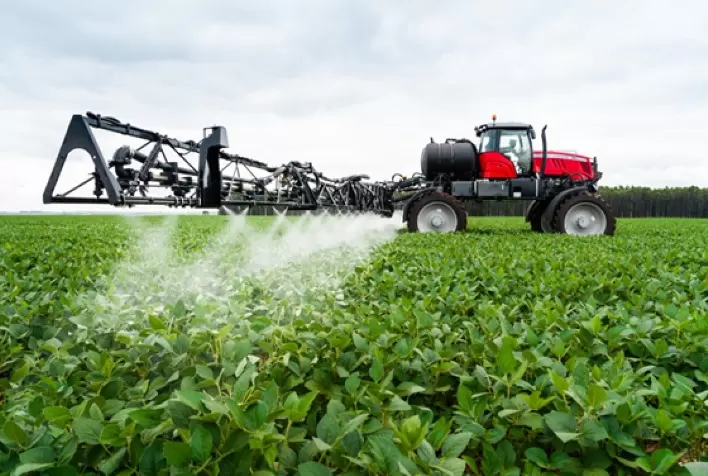 Novo pulverizador da Massey Ferguson garante aplicação mais econômica e sustentável