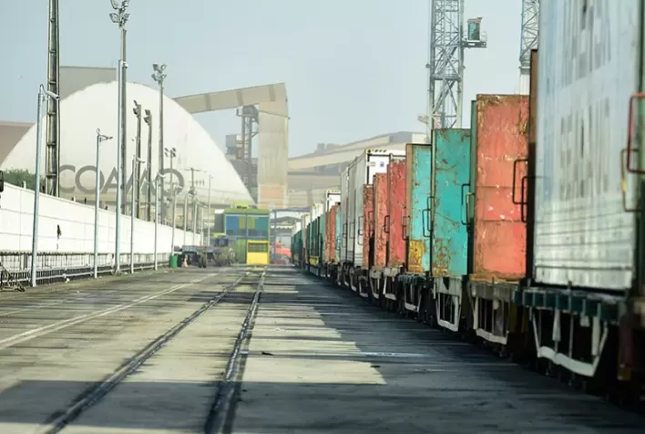 Portos do Paraná registram aumento no transporte ferroviário