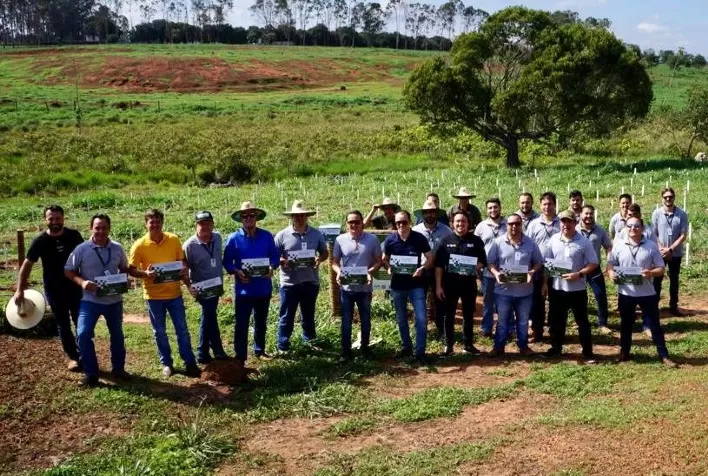 CAT Sorriso e Agro Baggio-John Deere finalizam obras da primeira nascente revitalizada do Rio Lira, em Sorriso-MT